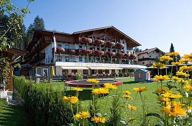 Hotel Alpenpanorama in summer